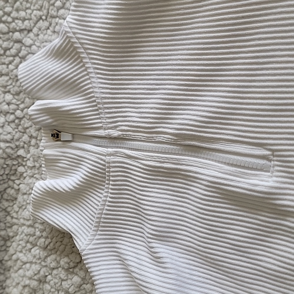 Elegant White Women's Turtleneck Sweater - Picture 2 of 5